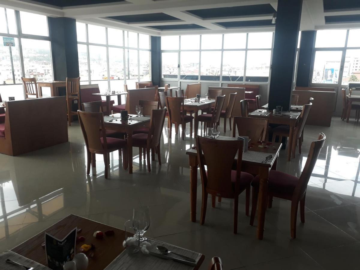 Bruhway Hotel Addis Ababa Bagian luar foto