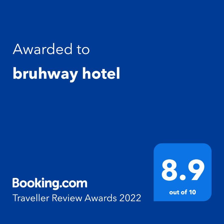 Bruhway Hotel Addis Ababa Bagian luar foto