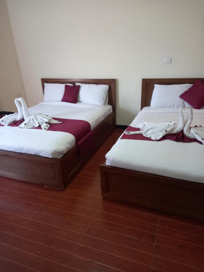 Bruhway Hotel Addis Ababa Bagian luar foto